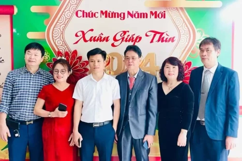 Báo thương hiệu công luận